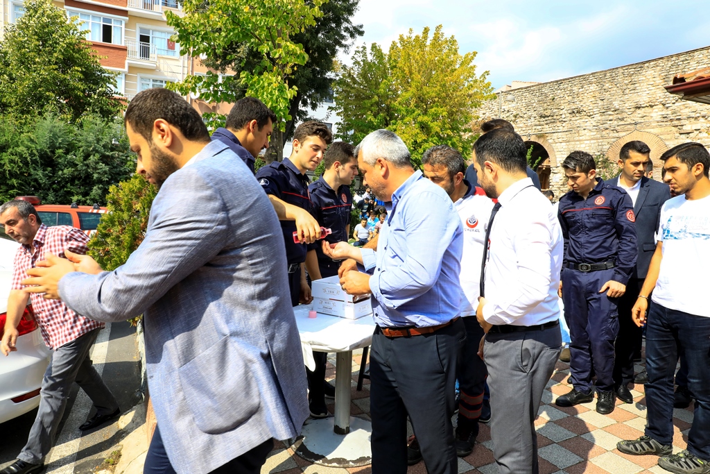 We commemorated our heroic martyrs at the head of their graves - News - Istanbul Fire Department