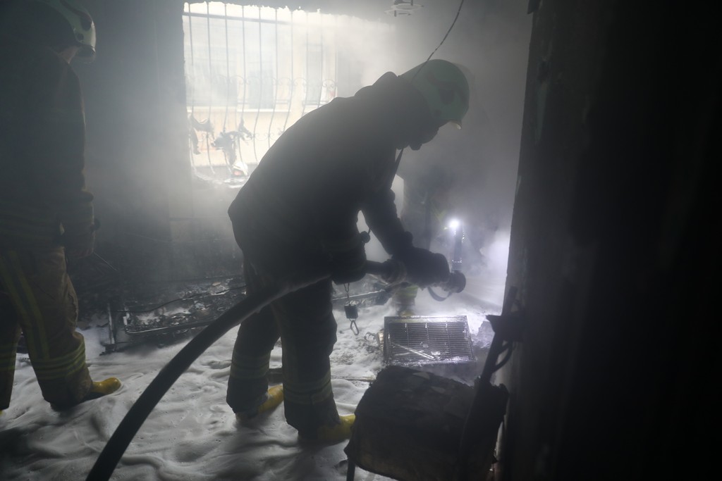 Kocamustafapaşada ikametgah yangını - Haberler - İstanbul İtfaiyesi