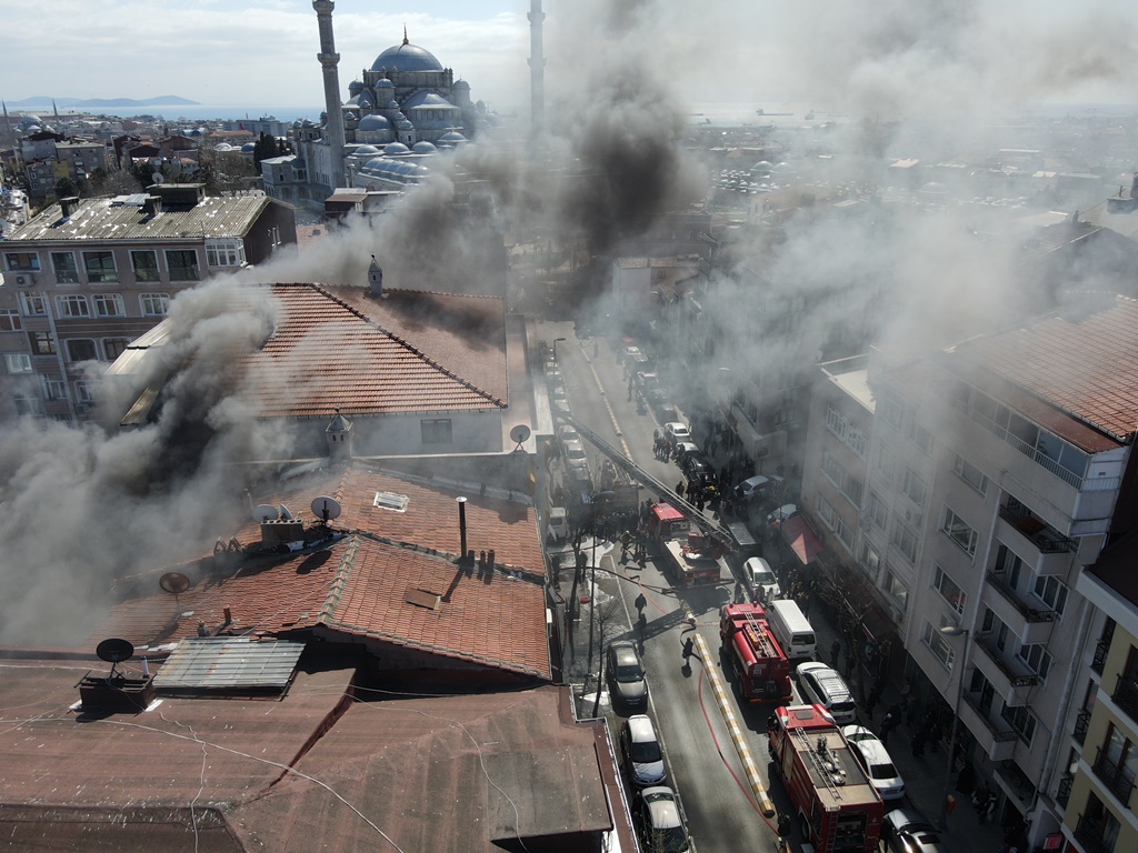 Fatihte ikametgah yangını - Haberler - İstanbul İtfaiyesi
