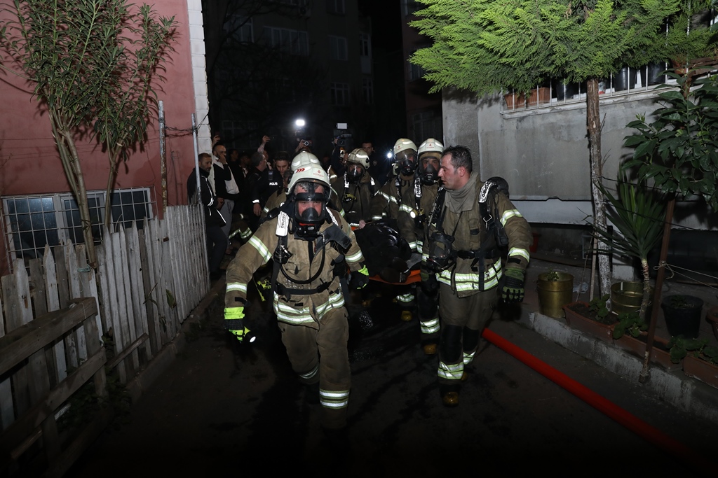 Fatihte bodrumkat yangını - Haberler - İstanbul İtfaiyesi