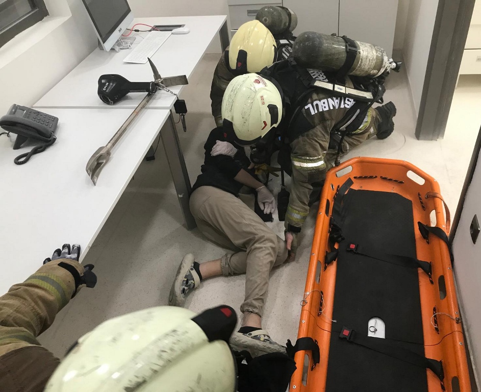 Başakşehir Çam ve Sakura Şehir Hastanesinde yangın tatbikatı gerçekleştirdik - Haberler - İstanbul İtfaiyesi Başakşehir Çam ve Sakura Şehir Hastanesinde yangın tatbikatı gerçekleştirdik - Haberler - İstanbul İtfaiyesi