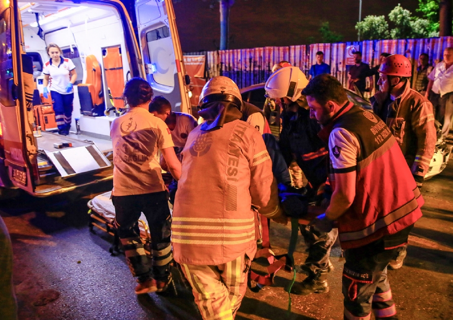 Acil Ambulans - İstanbul İtfaiyesi Acil Ambulans - İstanbul İtfaiyesi